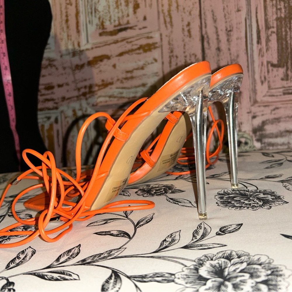 Fashion Nova Women’s Bold Orange Strappy Heels - Picture 4 of 6